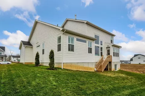Exterior - 413 Broad Furrows Ave, Delaware, OH 43015 photo 5 of 8