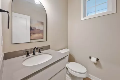 Bath - 413 Broad Furrows Ave, Delaware, OH 43015 photo 3 of 6