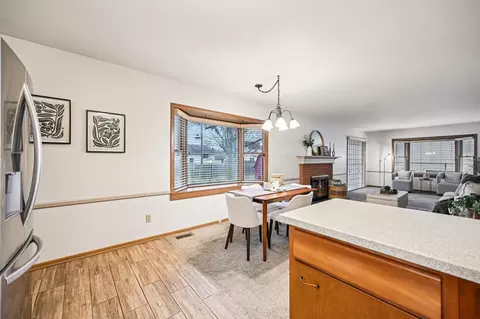 Dining - 1276 Gresham Rd, Columbus, OH 43204 photo 1 of 3