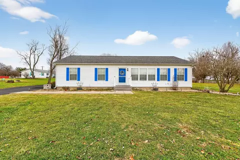 484 Cedarwood Rd, Columbus, OH 43207