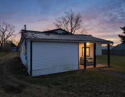 517 Earl Ave, Washington Court House, OH 43160