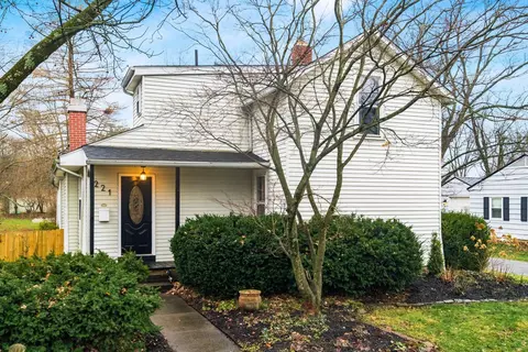 221 Eastwood Ave, Westerville, OH 43081