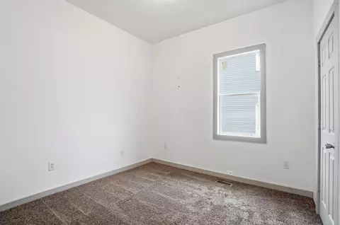 Bedroom - 532 N Prospect St, Marion, OH 43302 photo 3 of 4