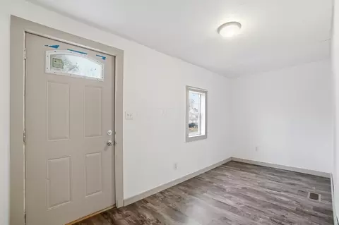 Entry Way - 532 N Prospect St, Marion, OH 43302 photo 1 of 9