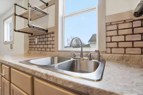 Kitchen - 532 N Prospect St, Marion, OH 43302 photo 2 of 2