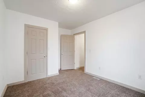 Bedroom - 532 N Prospect St, Marion, OH 43302 photo 2 of 4