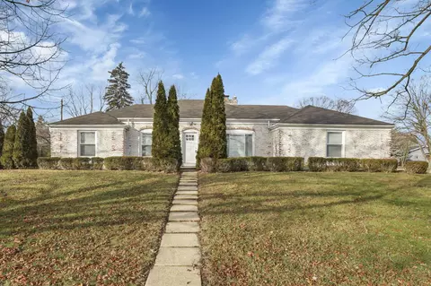 4391 Kendale Ct, Columbus, OH 43220