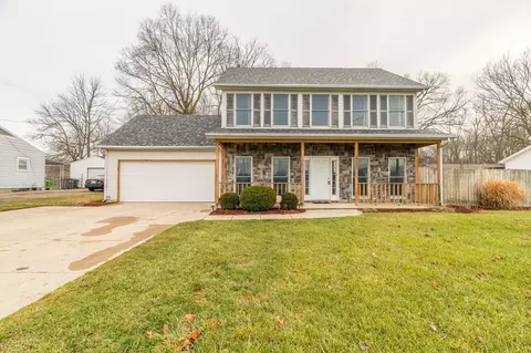 283 Riverside Dr, Troy, OH 45373