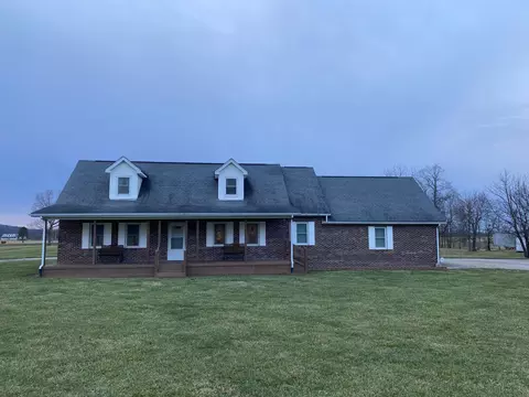 15437 Charleston Pike, Kingston, OH 45644