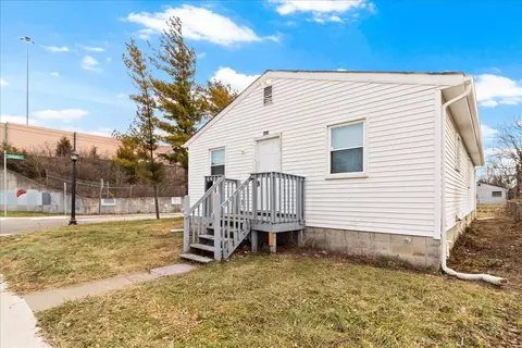 663 E 2nd Ave, Columbus, OH 43201