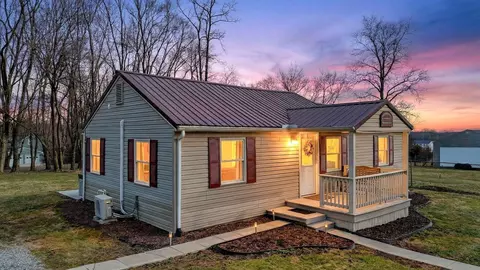 13190 Tarlton Rd, Circleville, OH 43113