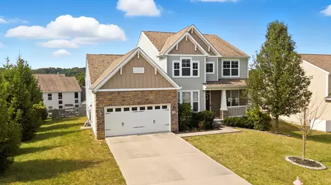 223 Park Ridge Ln, Newark, OH 43055