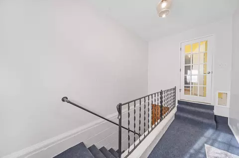 Entry Way - 747 Harvey Dr, Marion, OH 43302 photo 5 of 6