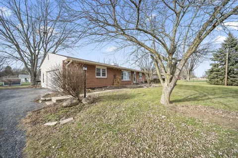 Exterior - 747 Harvey Dr, Marion, OH 43302 photo 18 of 19