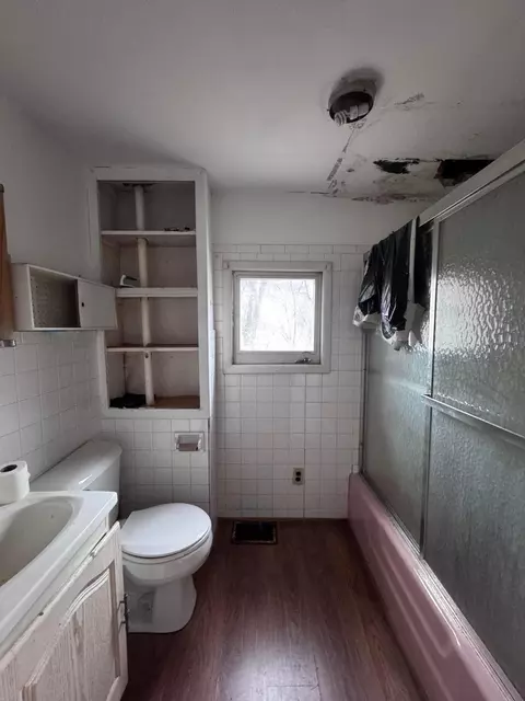 Bath - 2331 Echo Hill Rd, Malta, OH 43758 photo 1 of 2