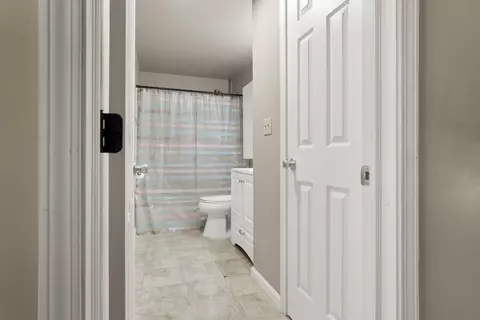 Entry Way - 101 Fieldpoint Rd, Heath, OH 43056 photo 3 of 3