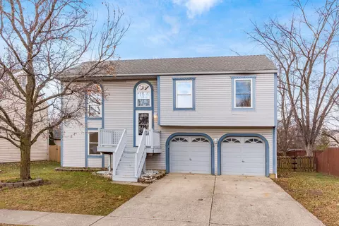 2100 Carrollton Dr, Columbus, OH 43223
