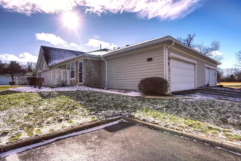 185 Groveport Pike #6B, Canal Winchester, OH 43110