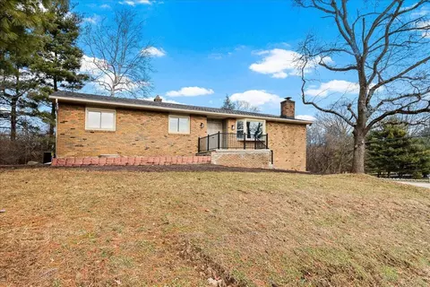 20 Grandview Dr, Dublin, OH 43017