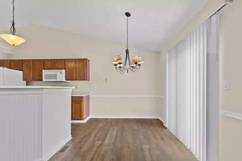 Dining - 30 Tabilore Loop, Delaware, OH 43015 photo 1 of 3