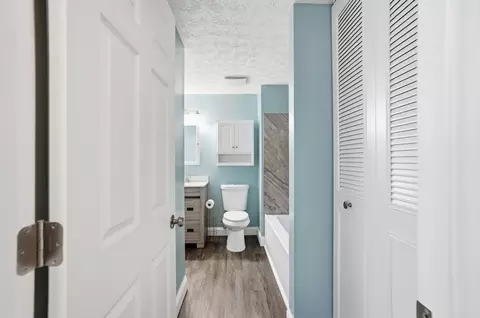Entry Way - 1295 Hathersage Pl, Galloway, OH 43119 photo 1 of 2