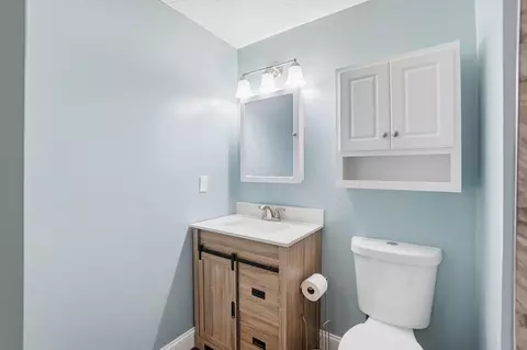 Bath - 1295 Hathersage Pl, Galloway, OH 43119 photo 1 of 4