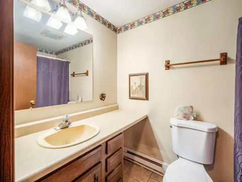 Bath - 6805 Lambert Rd, Orient, OH 43146 photo 1 of 2