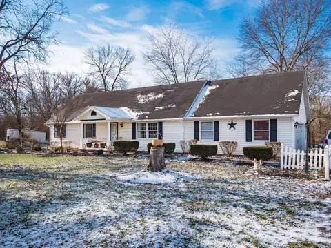 Exterior - 6805 Lambert Rd, Orient, OH 43146 photo 2 of 13