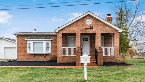 30 Miller St, Centerburg, OH 43011