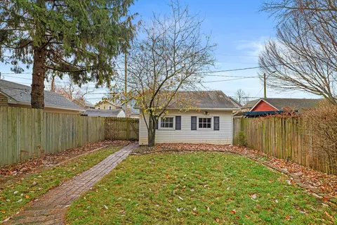 Exterior - 327 E Mithoff St, Columbus, OH 43206 photo 7 of 8