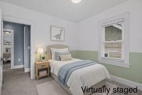 Bedroom - 327 E Mithoff St, Columbus, OH 43206 photo 5 of 8