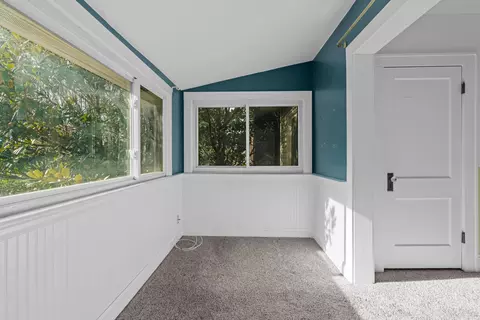 Bedroom - 327 E Mithoff St, Columbus, OH 43206 photo 7 of 8
