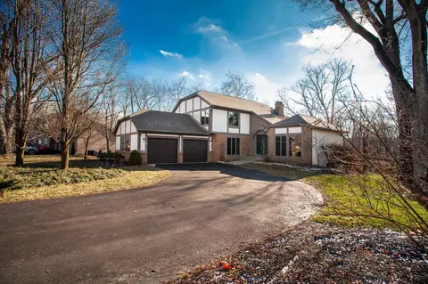 7564 Heatherwood Dr NW, Canal Winchester, OH 43110
