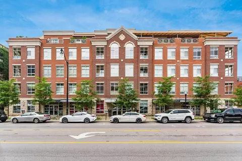 845 N High St #404, Columbus, OH 43215