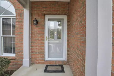 1115 Wilmington Ct, Newark, OH 43055