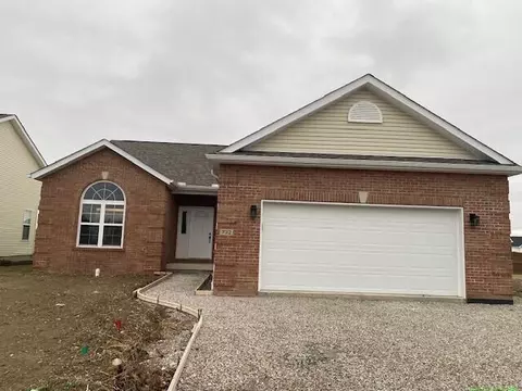 732 Bay Hill Ct, Marion, OH 43302