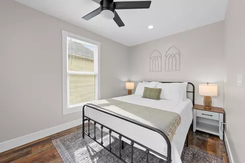 Bedroom - 47 E 4th Ave, Columbus, OH 43201 photo 2 of 5