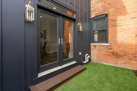 Exterior - 47 E 4th Ave, Columbus, OH 43201 photo 3 of 9