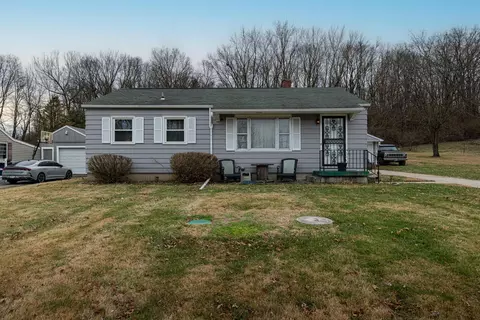 2817 Hillside Ave, Springfield, OH 45503
