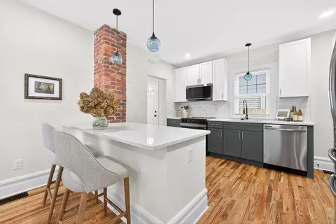 40 E Lakeview Ave, Columbus, OH 43202