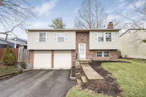 6220 Emberwood Rd, Dublin, OH 43017