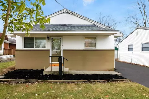 66 Joy Ave, Delaware, OH 43015
