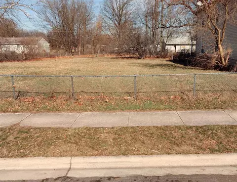 2974 E Seventh Ave, Columbus, OH 43219