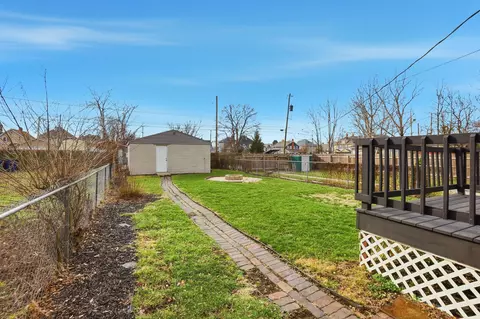 573 E Mithoff St, Columbus, OH 43206 photo 4