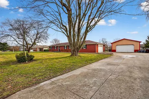 573 Dunkle Rd, Circleville, OH 43113