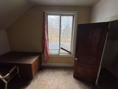 Bedroom - 205 N Main St, Prospect, OH 43342 photo 3 of 5