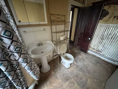 Bath - 205 N Main St, Prospect, OH 43342 photo 3 of 4