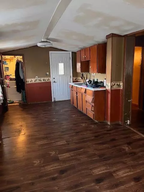 Entry Way - 226 W Front St, Logan, OH 43138 photo 1 of 1