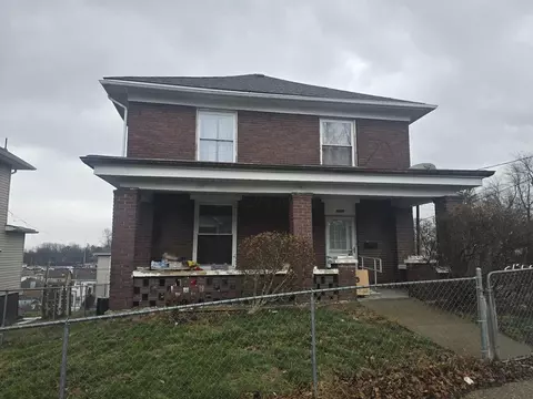 1245 Wheeling Ave, Zanesville, OH 43701