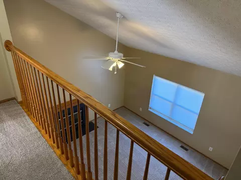 Living - 1670 Marshall Ave, Obetz, OH 43207 photo 2 of 3